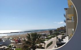 Ideal Rimini 3*